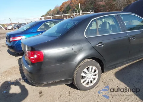 2007 Volkswagen Jetta 2.5 from USA, damaged, VIN 3VWDF71K17M024854